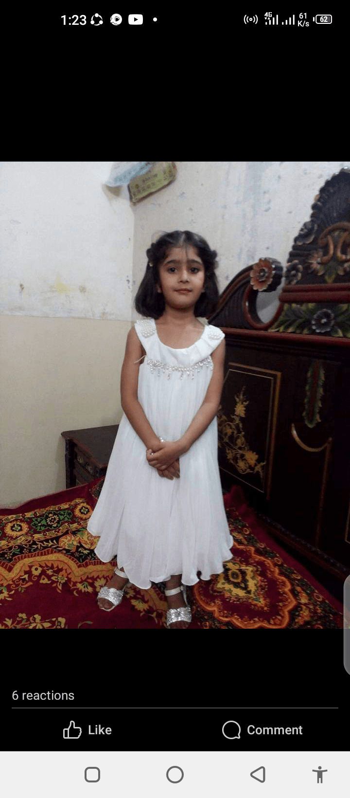Ezza Malik childhood photo 5